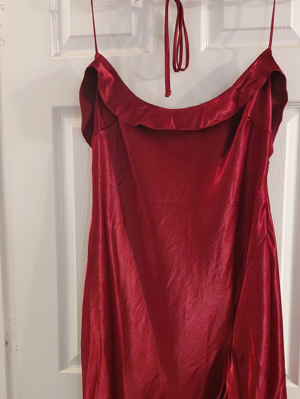 WIDOW XXL Red SATIN Shimmer Maxi Dress with Side Slit TIES AROUND NECK